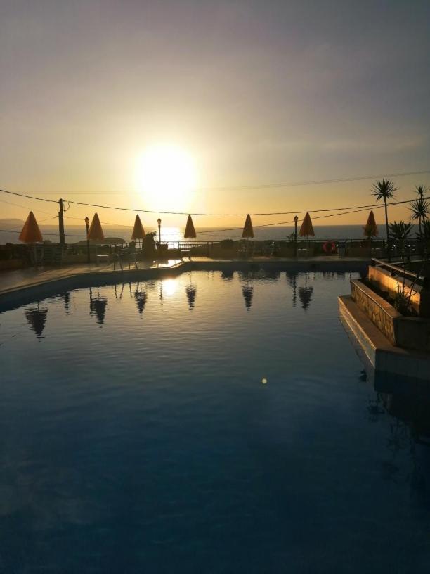 Bella Vista Hotel "By Checkin" Hersonissos  Ngoại thất bức ảnh