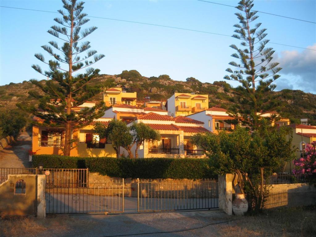 Bella Vista Hotel "By Checkin" Hersonissos  Ngoại thất bức ảnh