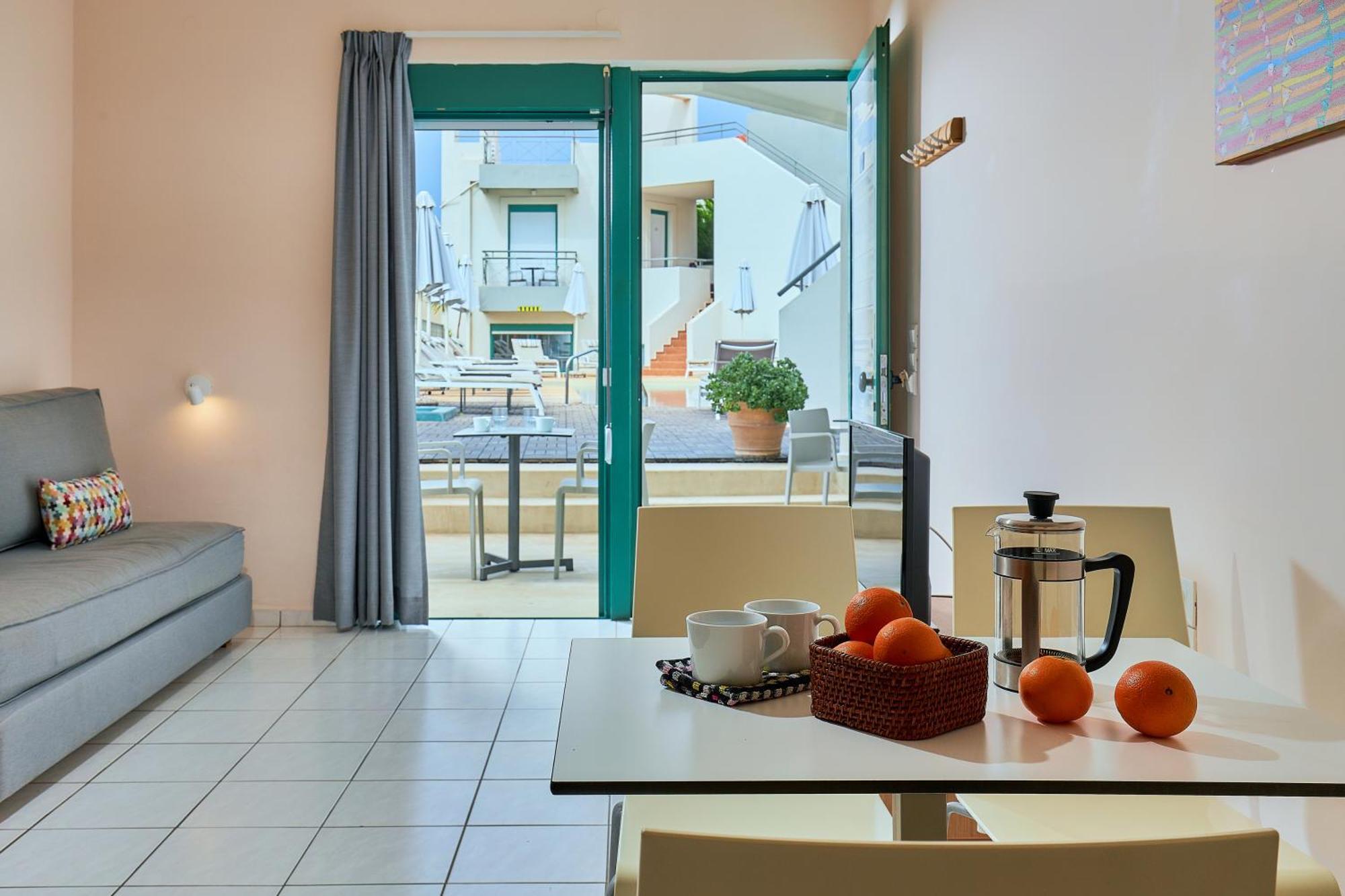 Bella Vista Hotel "By Checkin" Hersonissos  Ngoại thất bức ảnh